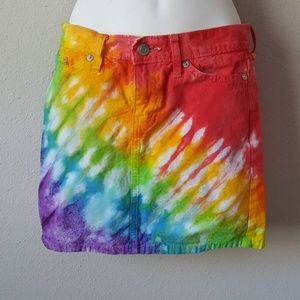 Tie-die gap jeans skirt size 2